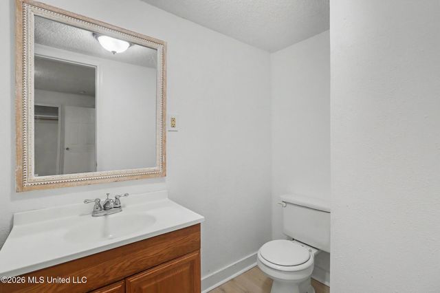341 East Drive, Biloxi, MS 39531