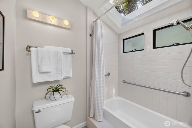 5927 135th Place SE, Bellevue, WA 98006