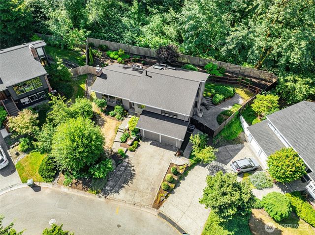5927 135th Place SE, Bellevue, WA 98006