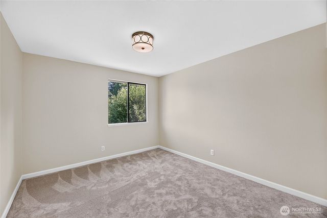 5927 135th Place SE, Bellevue, WA 98006