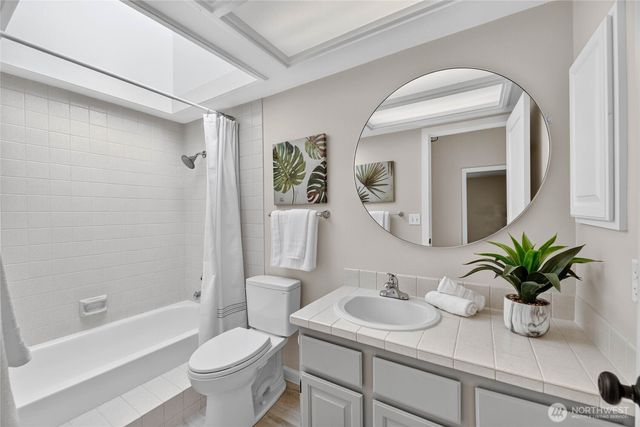 5927 135th Place SE, Bellevue, WA 98006