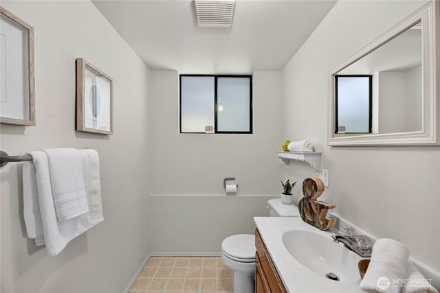 5927 135th Place SE, Bellevue, WA 98006