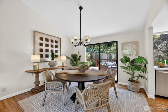 5927 135th Place SE, Bellevue, WA 98006