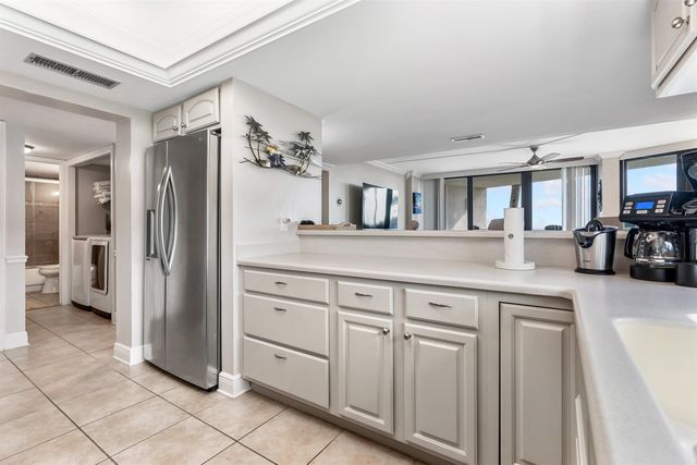 2 Dondanville Rd 207, St Augustine, FL 32080