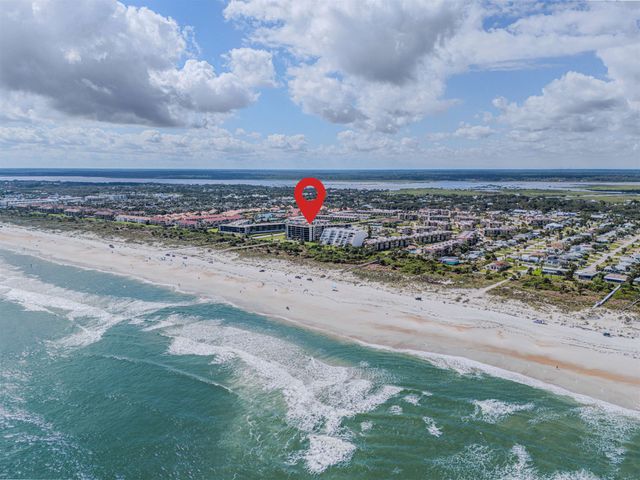 2 Dondanville Rd 207, St Augustine, FL 32080