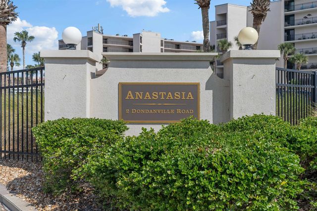 2 Dondanville Rd 207, St Augustine, FL 32080