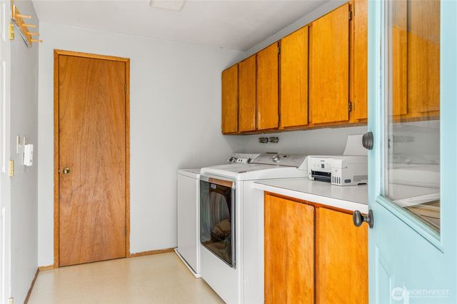 8620 Bender Road, Lynden, WA 98264