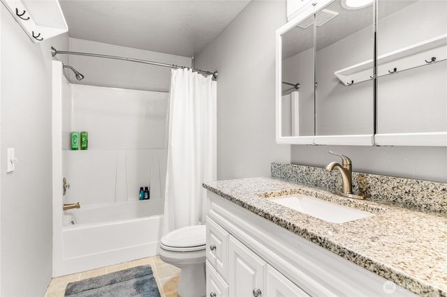 8620 Bender Road, Lynden, WA 98264