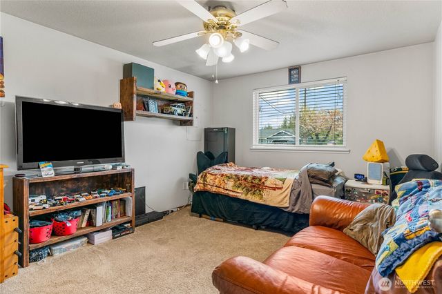 8620 Bender Road, Lynden, WA 98264