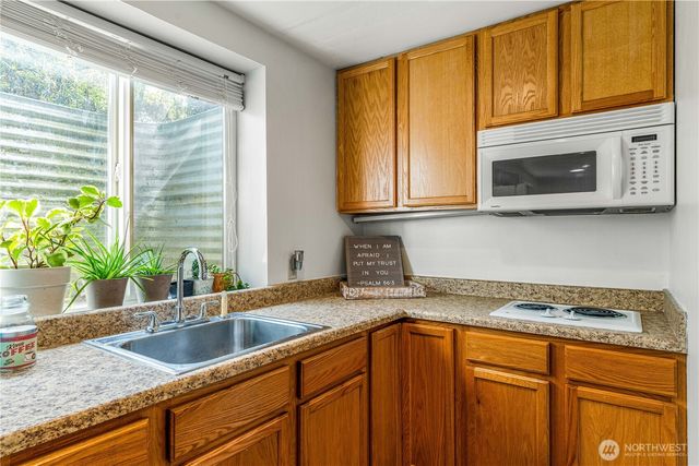 8620 Bender Road, Lynden, WA 98264