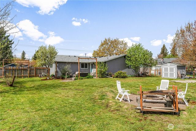 8620 Bender Road, Lynden, WA 98264