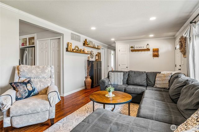 8620 Bender Road, Lynden, WA 98264