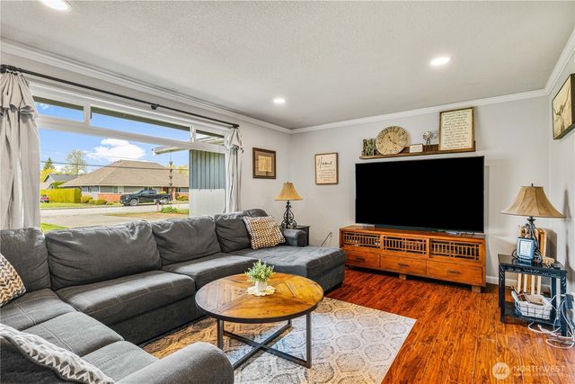8620 Bender Road, Lynden, WA 98264