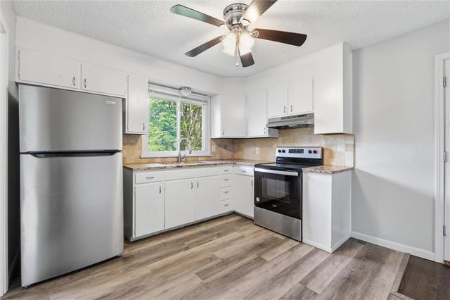 7910 E 93rd Terrace, Kansas City, MO 64138