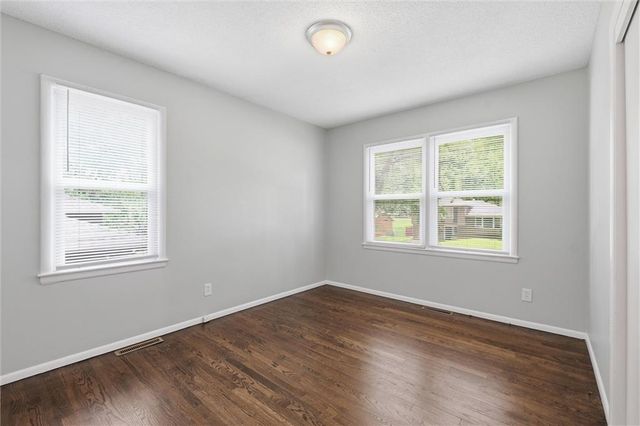 7910 E 93rd Terrace, Kansas City, MO 64138