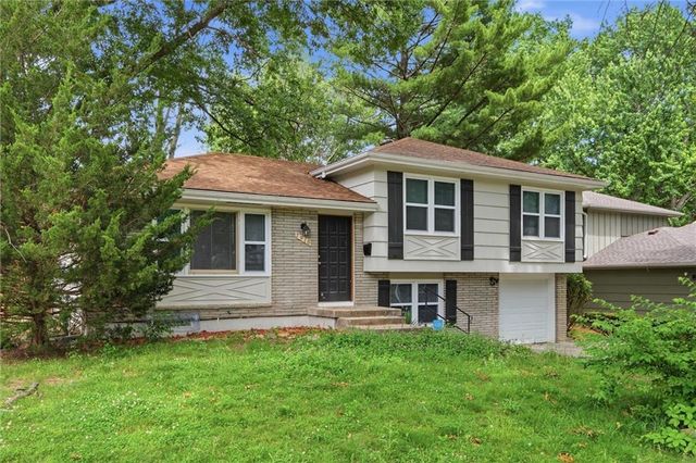 7910 E 93rd Terrace, Kansas City, MO 64138