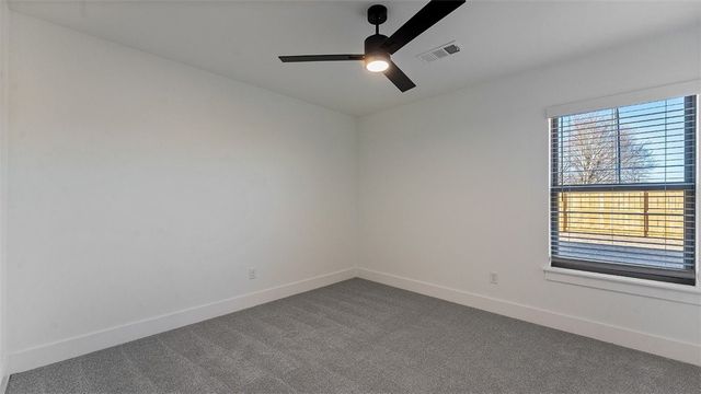 104 W Gilpin Street, Farmington, AR 72730