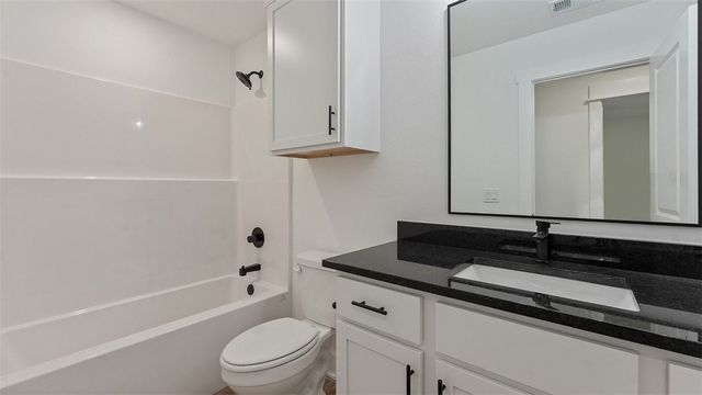 104 W Gilpin Street, Farmington, AR 72730