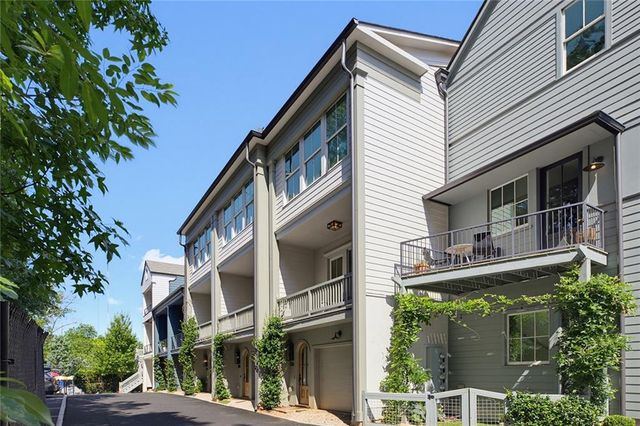 230 Colebrook Street NE, Atlanta, GA 30307