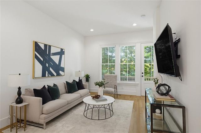 230 Colebrook Street NE, Atlanta, GA 30307