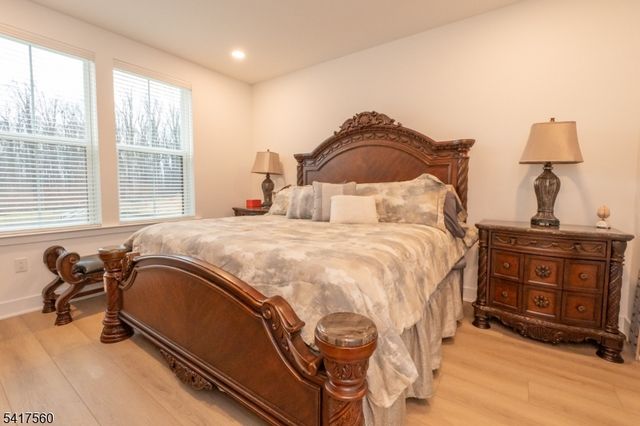 18 Flower Horn Blvd, Randolph Twp., NJ 07869