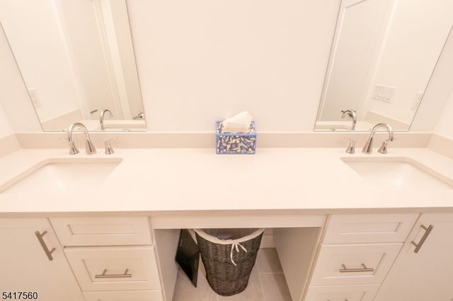 18 Flower Horn Blvd, Randolph Twp., NJ 07869