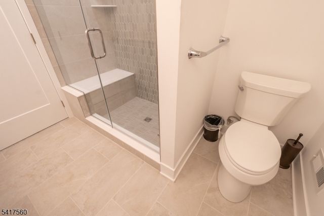 18 Flower Horn Blvd, Randolph Twp., NJ 07869