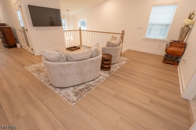 18 Flower Horn Blvd, Randolph Twp., NJ 07869