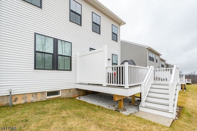 18 Flower Horn Blvd, Randolph Twp., NJ 07869