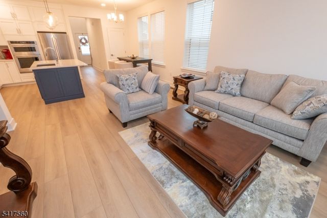 18 Flower Horn Blvd, Randolph Twp., NJ 07869