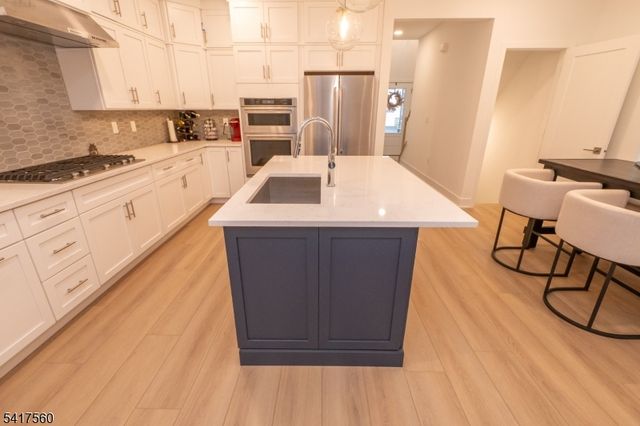 18 Flower Horn Blvd, Randolph Twp., NJ 07869