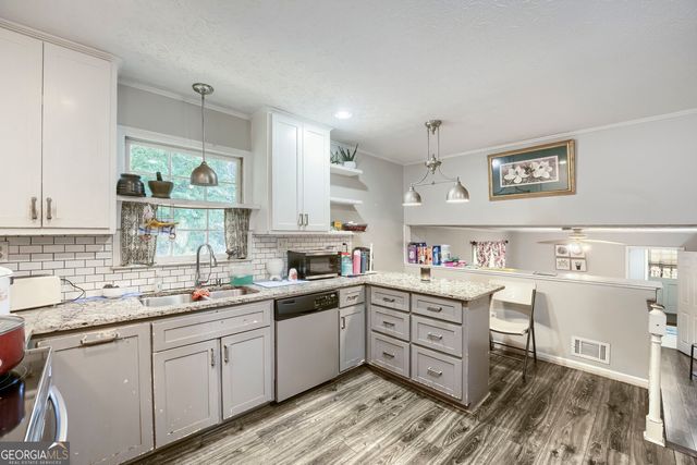 2558 Kings Way, Lawrenceville, GA 30044