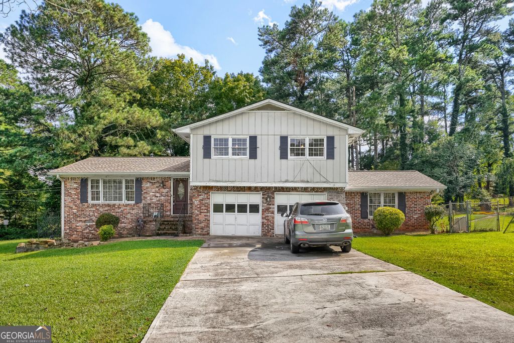 2558 Kings Way, Lawrenceville, GA 30044
