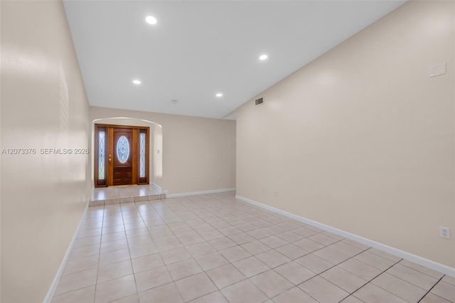 10212 NW 129th Street, Hialeah Gardens, FL 33018