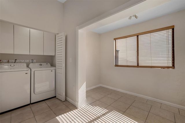 10212 NW 129th Street, Hialeah Gardens, FL 33018