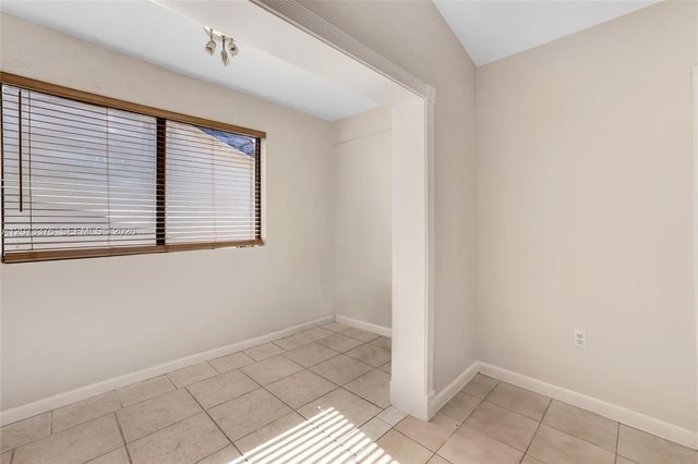 10212 NW 129th Street, Hialeah Gardens, FL 33018
