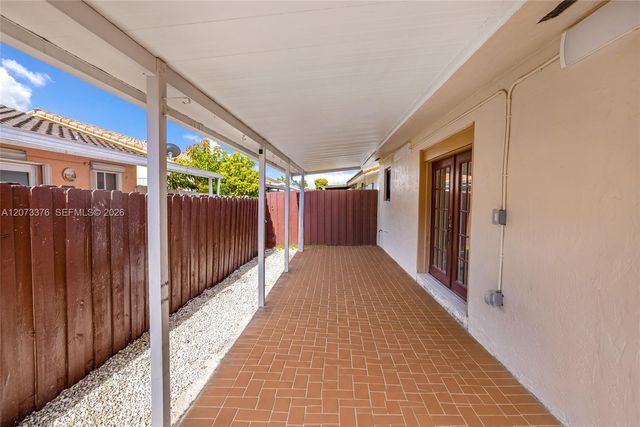 10212 NW 129th Street, Hialeah Gardens, FL 33018