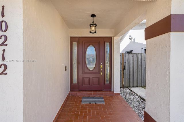 10212 NW 129th Street, Hialeah Gardens, FL 33018