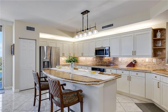 14250 Royal Harbour CT 818, Fort Myers, FL 33908