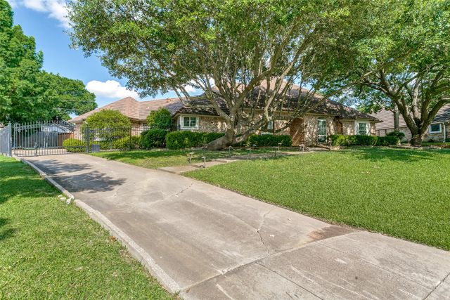 3713 Brentwood Court, Colleyville, TX 76034