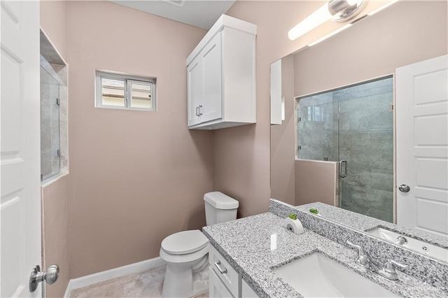 5928 N Playa Del Sol Street, Edinburg, TX 78542