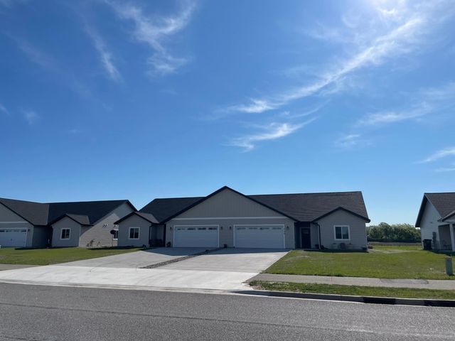 404 11th Street SE, Freeport, MN 56331