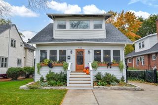 522 S West Street, Wheaton, IL 60187