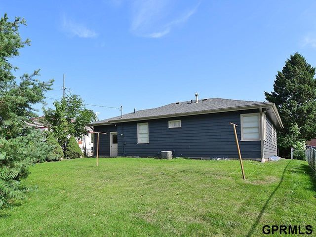 5625 South Street, Lincoln, NE 68506