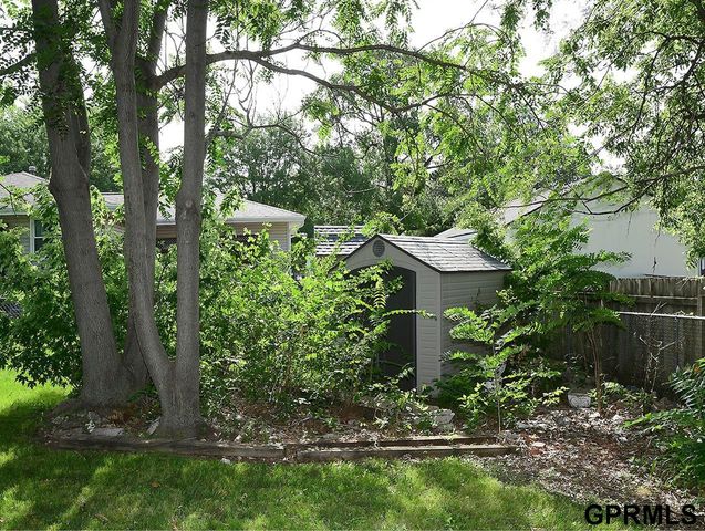 5625 South Street, Lincoln, NE 68506