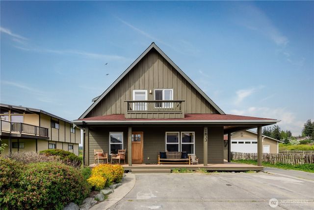 2633 Sunlight Beach Road, Clinton, WA 98236
