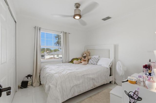 6611 N HALE AVENUE, Tampa, FL 33614
