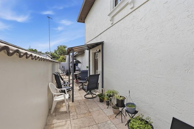 6611 N HALE AVENUE, Tampa, FL 33614
