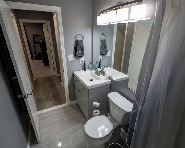 6 Autumn Leaf Dr 18, Nashua, NH 03060