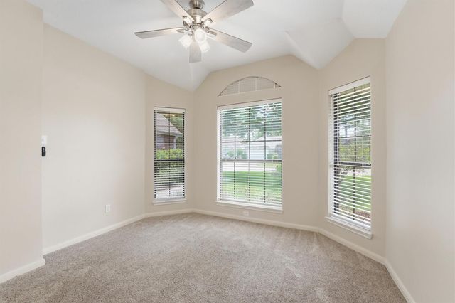 3918 E Peach Hollow Circle, Pearland, TX 77584